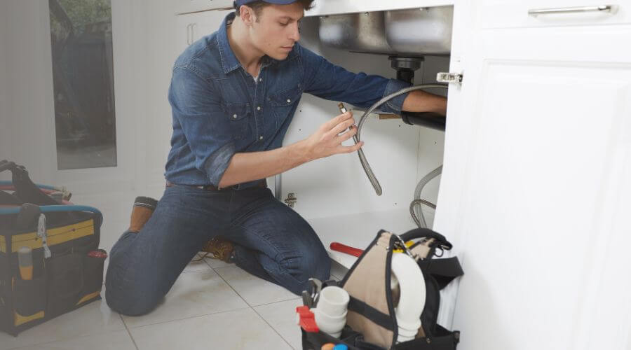Professional water heater repair in Lynndyl, UT